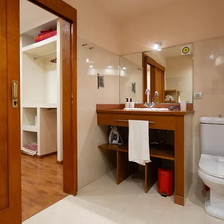 Tuscan Sea View アパート *