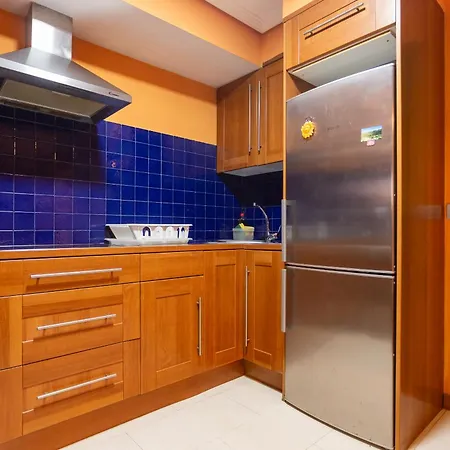 Tuscan Sea View アパート